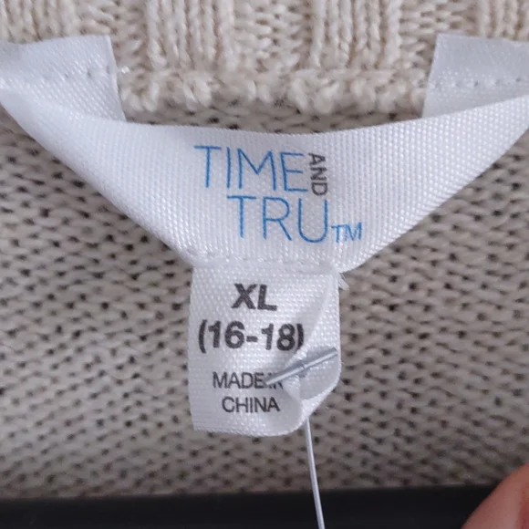 Women's sweater, size XL, new with tags - Picture 6 of 7